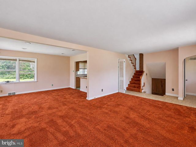 102 MAYER ST, Reading, PA 19606