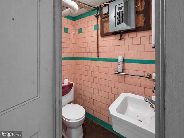 102 MAYER ST, Reading, PA 19606
