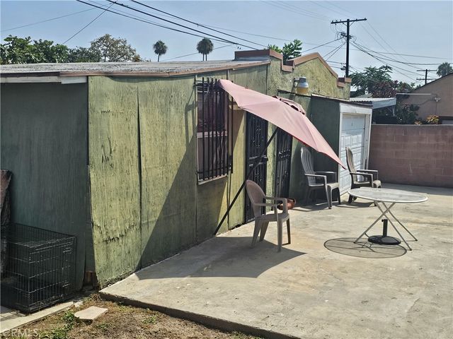 1939 W 79th, Los Angeles, CA 90047