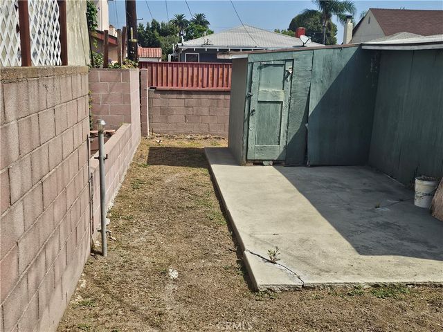 1939 W 79th, Los Angeles, CA 90047