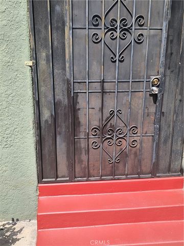 1939 W 79th, Los Angeles, CA 90047