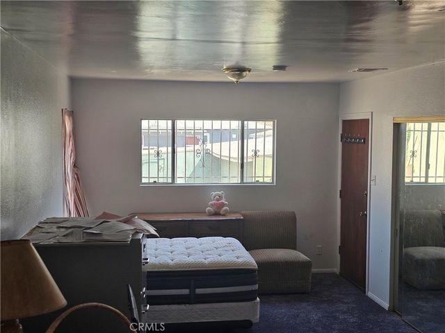 1939 W 79th, Los Angeles, CA 90047