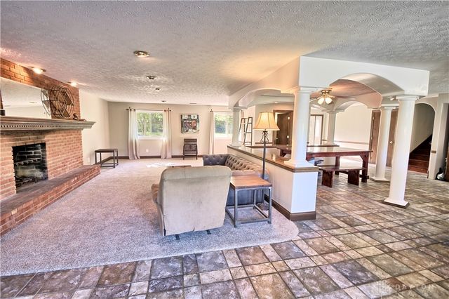 122 Cherry Hill Drive, Beavercreek, OH 45440