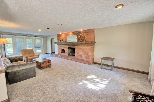 122 Cherry Hill Drive, Beavercreek, OH 45440