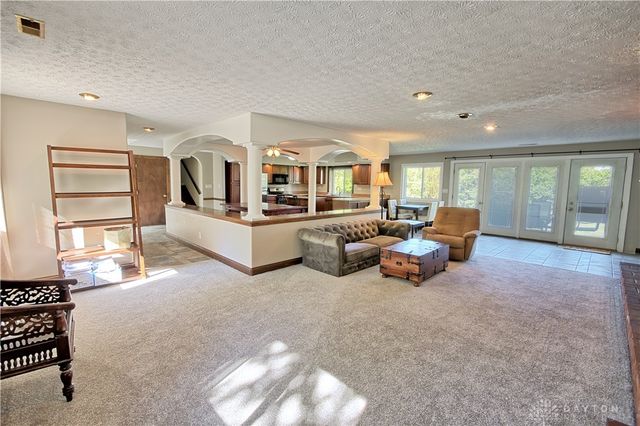 122 Cherry Hill Drive, Beavercreek, OH 45440