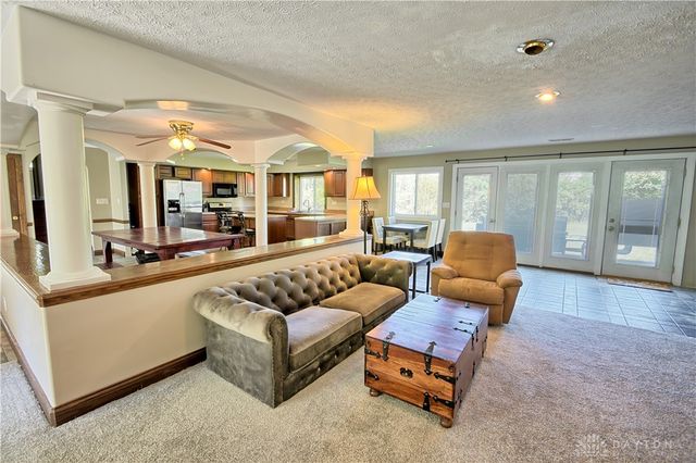 122 Cherry Hill Drive, Beavercreek, OH 45440