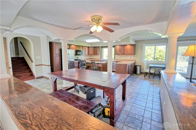 122 Cherry Hill Drive, Beavercreek, OH 45440