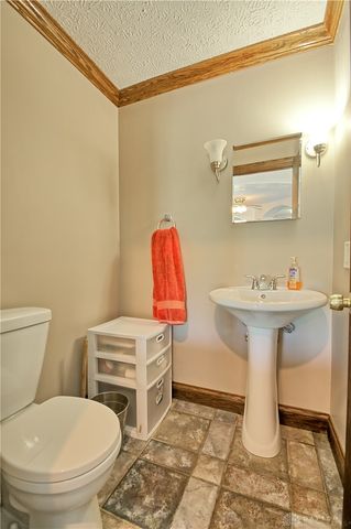 122 Cherry Hill Drive, Beavercreek, OH 45440