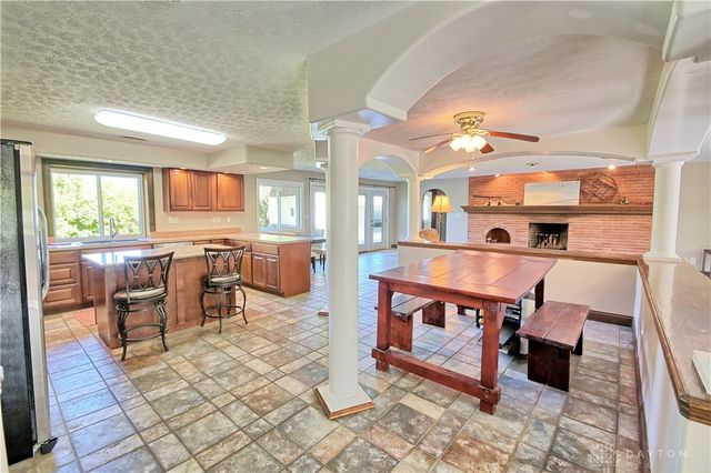 122 Cherry Hill Drive, Beavercreek, OH 45440