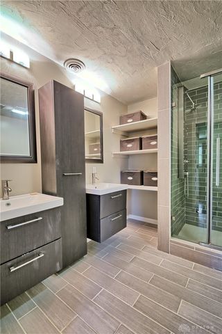 122 Cherry Hill Drive, Beavercreek, OH 45440
