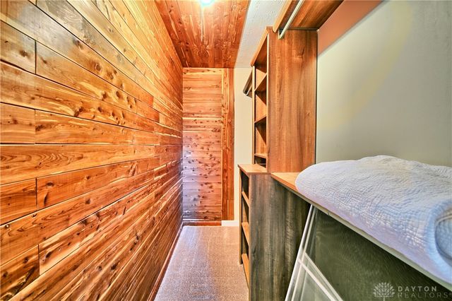 122 Cherry Hill Drive, Beavercreek, OH 45440
