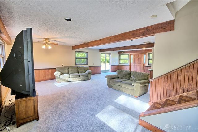 122 Cherry Hill Drive, Beavercreek, OH 45440