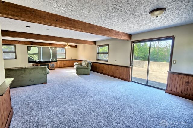 122 Cherry Hill Drive, Beavercreek, OH 45440