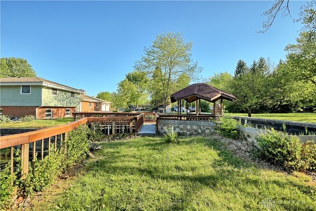 122 Cherry Hill Drive, Beavercreek, OH 45440
