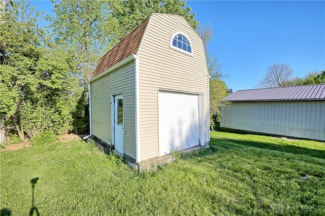 122 Cherry Hill Drive, Beavercreek, OH 45440
