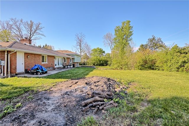 122 Cherry Hill Drive, Beavercreek, OH 45440