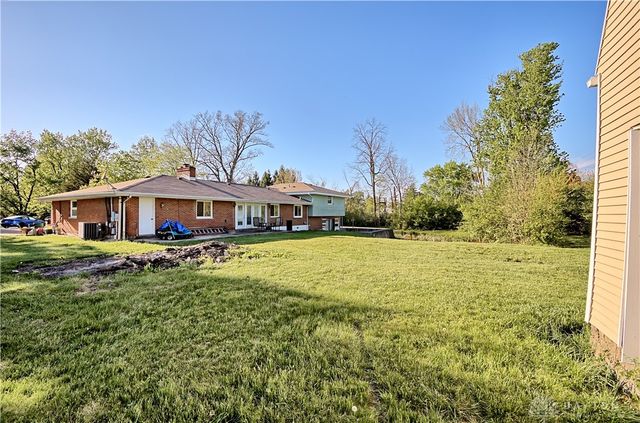 122 Cherry Hill Drive, Beavercreek, OH 45440