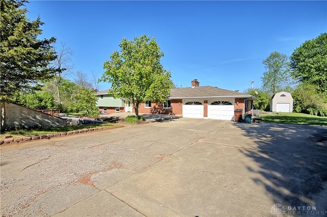 122 Cherry Hill Drive, Beavercreek, OH 45440