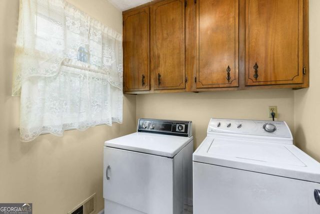 302 Pine Lake Drive, Cumming, GA 30040