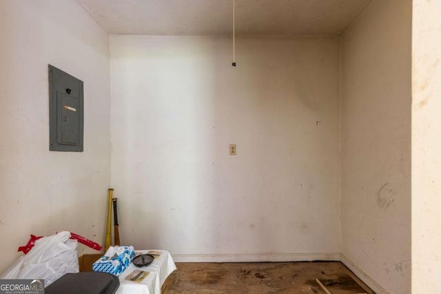 302 Pine Lake Drive, Cumming, GA 30040