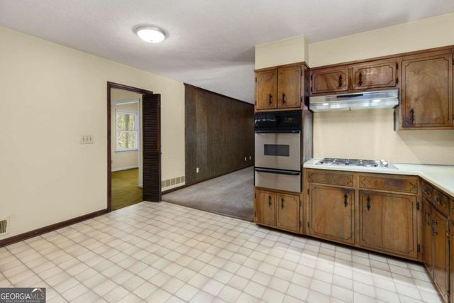 302 Pine Lake Drive, Cumming, GA 30040