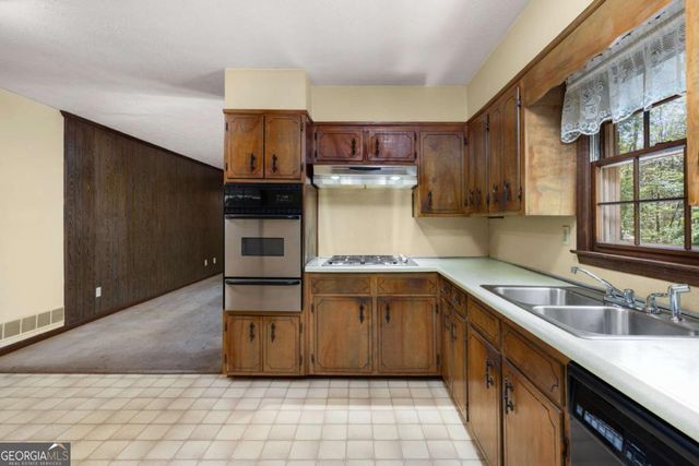 302 Pine Lake Drive, Cumming, GA 30040