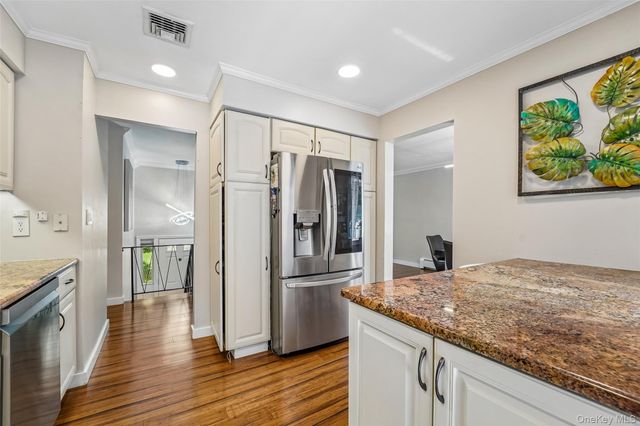 3 Bittman Lane, New City, NY 10956