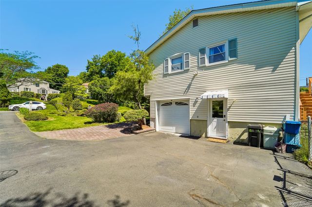 3 Bittman Lane, New City, NY 10956