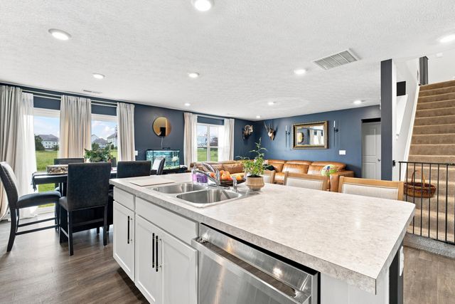 5011 Niesler Road, Canal Winchester, OH 43110