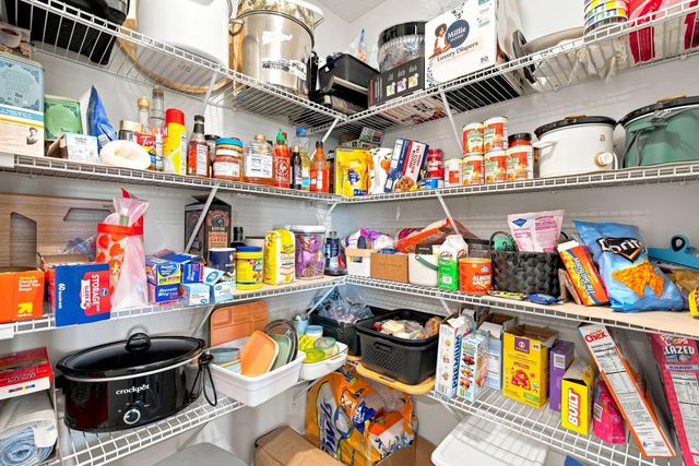 5011 Niesler Road, Canal Winchester, OH 43110