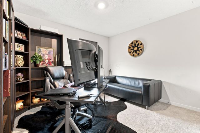 5011 Niesler Road, Canal Winchester, OH 43110