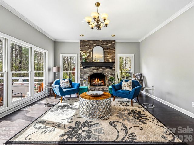 32 Franklin Farm Road, Fletcher, NC 28732