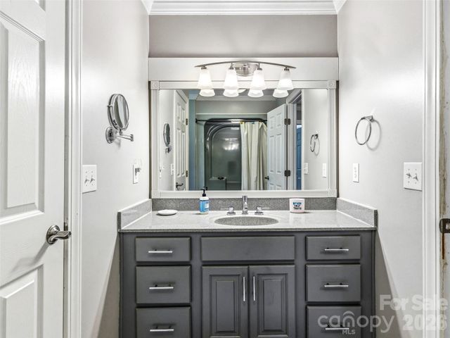 32 Franklin Farm Road, Fletcher, NC 28732
