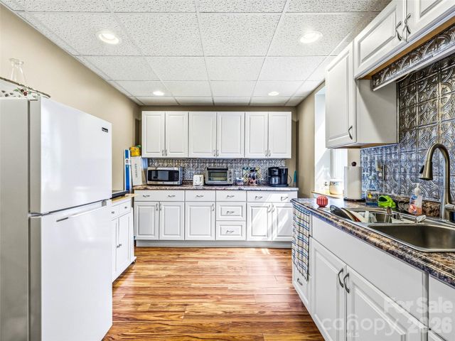 32 Franklin Farm Road, Fletcher, NC 28732