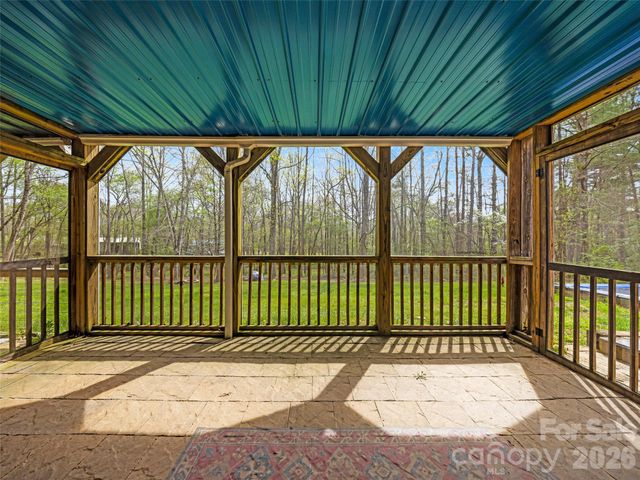 32 Franklin Farm Road, Fletcher, NC 28732