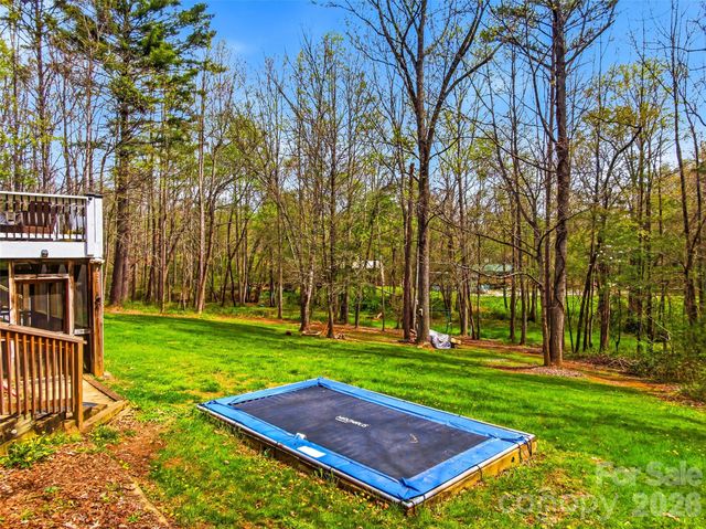 32 Franklin Farm Road, Fletcher, NC 28732