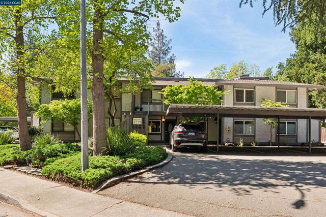 90 Laurel Dr, Danville, CA 94526