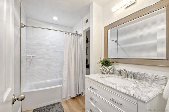 11055 Caminito Vista Pacifica, San Diego, CA 92131