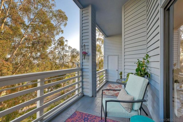 11055 Caminito Vista Pacifica, San Diego, CA 92131