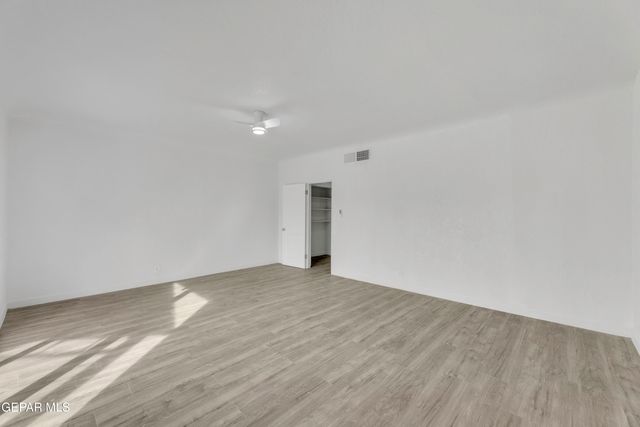 2500 HAWLEY Circle, El Paso, TX 79903