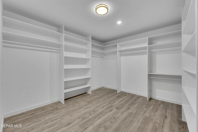 2500 HAWLEY Circle, El Paso, TX 79903