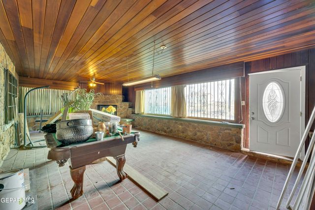 2500 HAWLEY Circle, El Paso, TX 79903