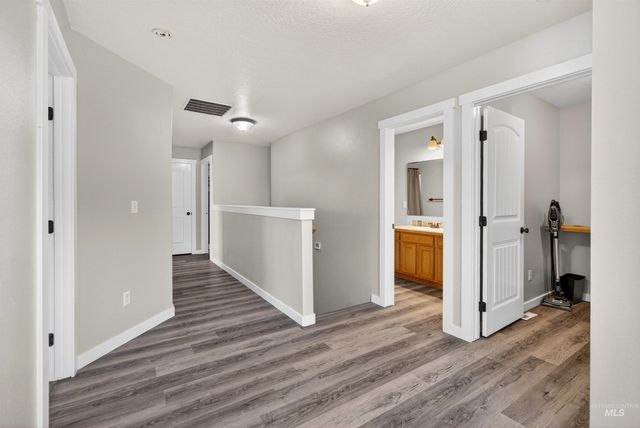 6284 N Silver Elm Way, Meridian, ID 83646