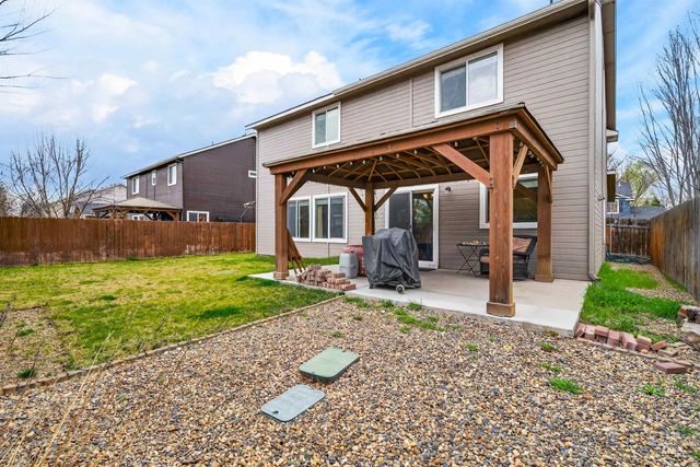 6284 N Silver Elm Way, Meridian, ID 83646