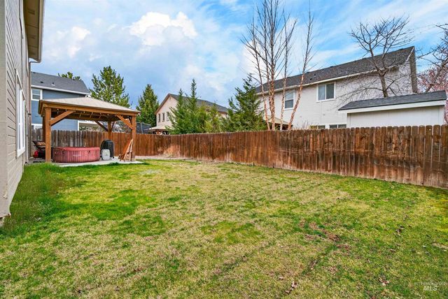 6284 N Silver Elm Way, Meridian, ID 83646