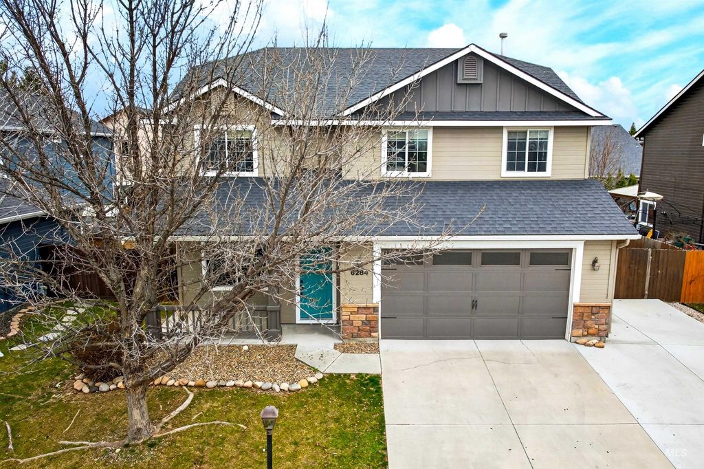 6284 N Silver Elm Way, Meridian, ID 83646
