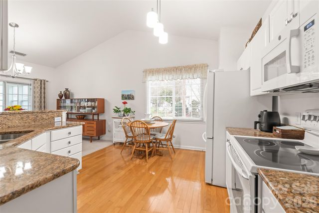 6016 Creekview Court, Harrisburg, NC 28075