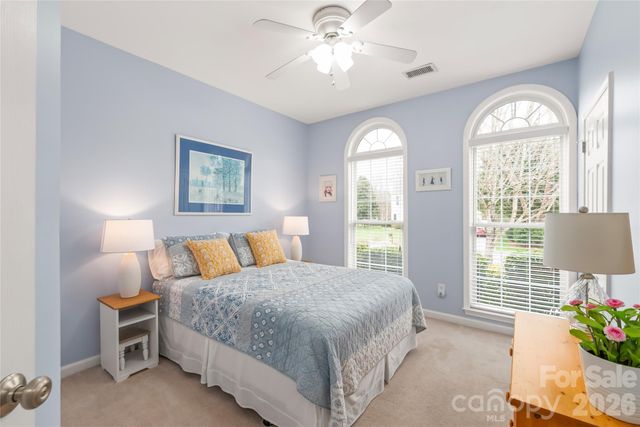 6016 Creekview Court, Harrisburg, NC 28075