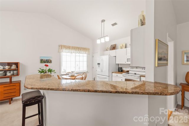 6016 Creekview Court, Harrisburg, NC 28075