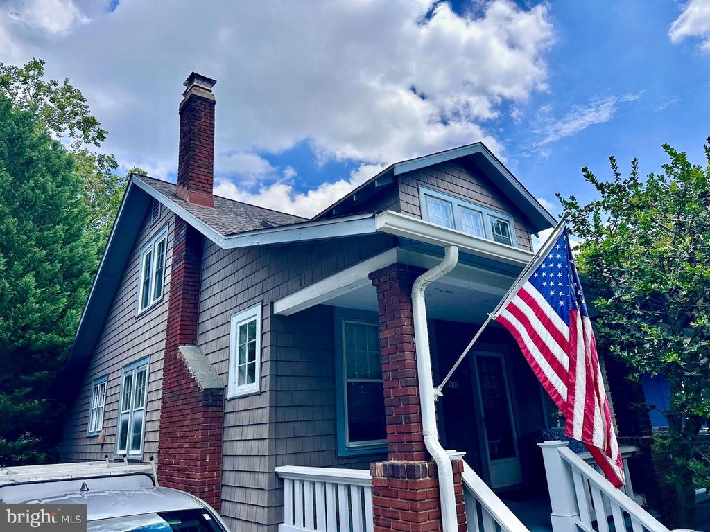 7409 FLOWER AVE, Takoma Park, MD 20912
